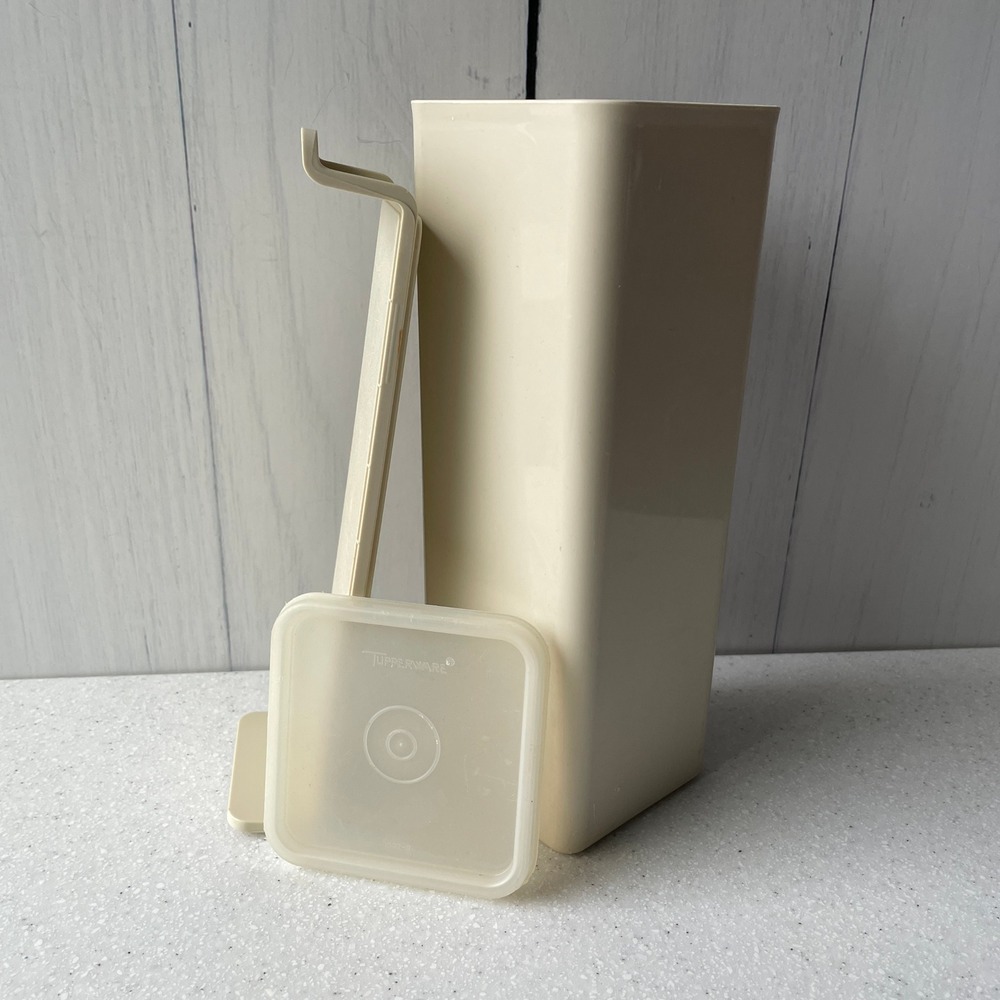 Vintage Tupperware Cheese Cracker Keeper Dispenser Almond Cream 1696-1 with Lid